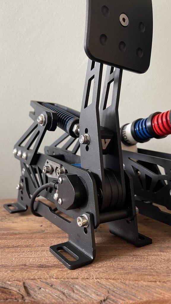 Review: The VNM Lite Pedals are Exceedingly Good! 11