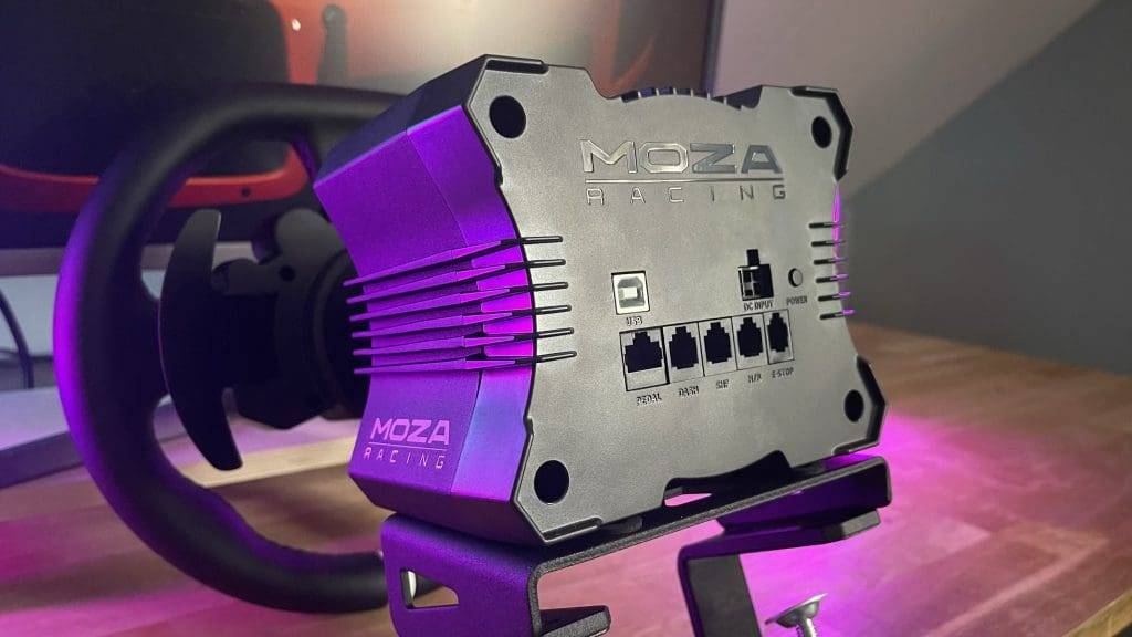 Moza R5 Bundle Review: Cheap, But Exceedingly Good! 17