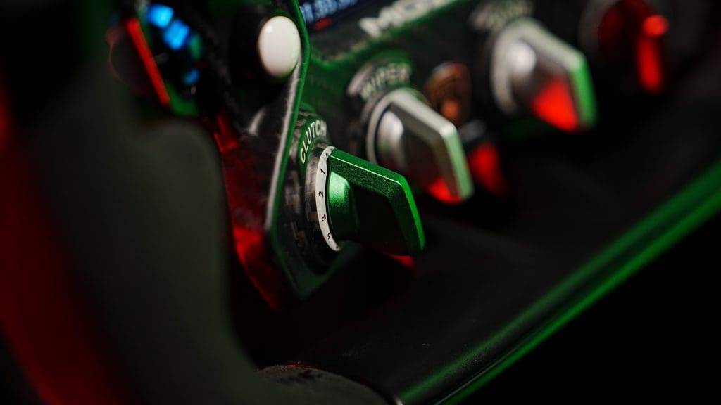 moza racing lamborghini essenza scv12 sim racing wheel