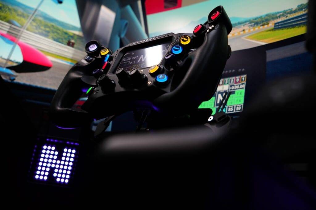 Conspit 290 GP Review: De Beste Verrassing Van Het Jaar? 7 Conspit 290 gp formula wheel review